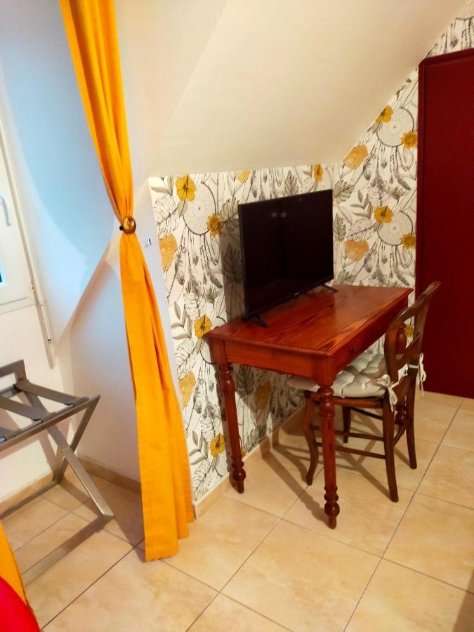 Petit Chatelet Bis Hirel Kültér fotó