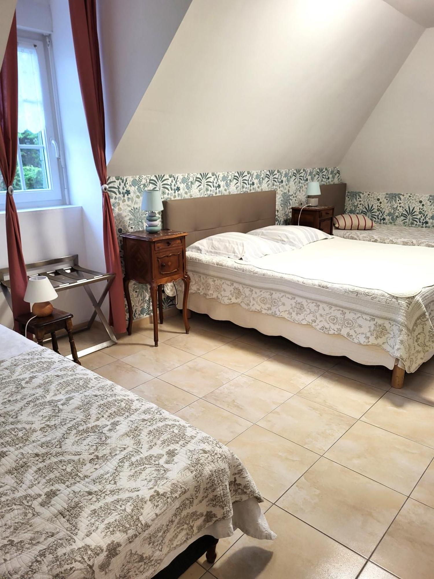 Petit Chatelet Bis Hirel Kültér fotó