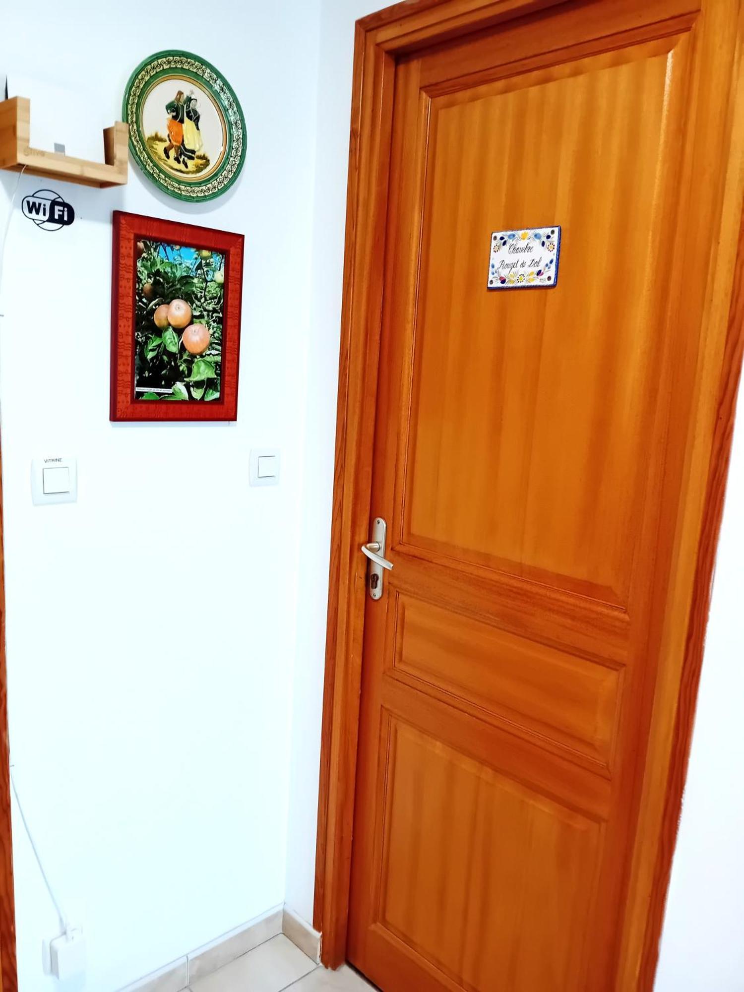 Petit Chatelet Bis Hirel Kültér fotó